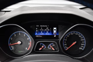 Ford Focus Ford Focus 2.3 RS 350pk | Dealer onderhouden | Milltek | Recaro Schaalstoelen | Camera | Stuurverwarming | - afbeelding nr 6