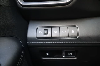 Hyundai Santa Fe Hyundai Santa Fe 1.6 T-GDI PHEV Premium Sky | Open Dak | 7 Persoons - afbeelding nr 21