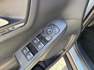 Ford Kuga Ford Kuga 2.5 PHEV ST-line X Graphite Tech 225PK Adaptieve Cruise Navi Camera Climate Stoelverwarming Voorruit Verwarming B&O Head Up Keyless 19'' Inch Velgen *1500KG Trekgewicht* - afbeelding nr 24