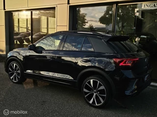Volkswagen T-Roc Volkswagen T-Roc 1.5 TSI R-Line Panorama/Keyless/Black Style/Camera - afbeelding nr 8
