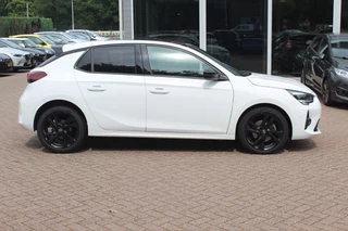 Opel Corsa Opel Corsa 1.2 GS Line / Full option! / Panoramadak / Camera / Navigatie / Matrix LED / 17'' / Armsteun / Premiumpakket / Winterpakket / Cruise Control - afbeelding nr 5