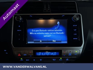 Toyota Land Cruiser Cruisecontrol, Parkeersensoren, Stoelverwarming, Verwarmde voorruit - afbeelding nr 10