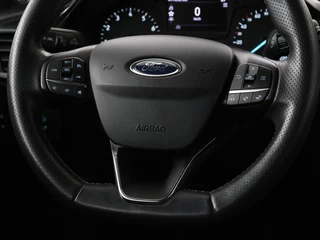 Ford Fiesta Ford Fiesta 1.0 EcoBoost ST-Line | Panoramadak |  Stoel & stuurverwarming | Carplay | Navigatie | Climate control | Cruise control | Parkeerhulp - afbeelding nr 9
