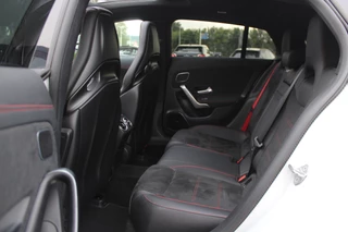 Mercedes-Benz CLA Mercedes-Benz CLA Shooting Brake AMG 45 S 4MATIC+ Premium Plus / Panoramadak / 360Camera / Sportuitlaat / Schaalstoelen / Burmester / DAB / Dodehoek / Matrix LED / Memory seats / Navigatie - afbeelding nr 11