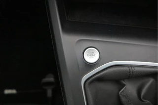 Volkswagen Golf Volkswagen Golf 1.5 TSI 96kw 130pk Style , Panorama dak , Led, Virtual cockpit ,Trekhaak uitklapbaar, PDC, Navigatie via Carplay , DAB+ , Stoelverwarming,Alcantara bekleding, etc. - afbeelding nr 55