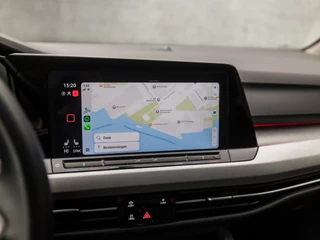 Volkswagen Golf Automaat (APPLE CARPLAY, GROOT NAVI, STUUR/STOELVERWARMING, GETINT GLAS, SPORTSTOELEN, PARKEERSENSOREN, ADAPTIVE CRUISE, DAB+, NIEUWE APK, NIEUWSTAAT) - afbeelding nr 28