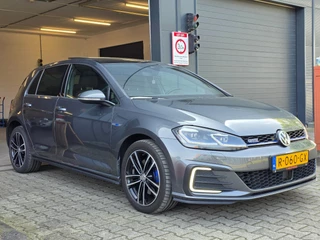 Volkswagen Golf Volkswagen Golf 1.4 TSI PHEV GTE | PANO / ACC / LED / CARPLAY / CAMERA / P.SENSOR V+A / LEDER-ALCANTARA / STOELVERW. / LANE ASS ! - afbeelding nr 4