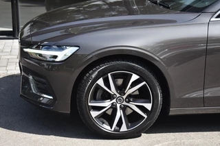Volvo V60 Volvo V60 B3 163pk Plus Bright | Climate | Driver Assist | Blond Leder - afbeelding nr 6