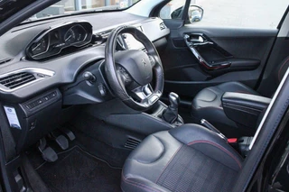 Peugeot 208 Peugeot 208 1.2 PureTech GT-line|AppleCarPlay|PDC|17