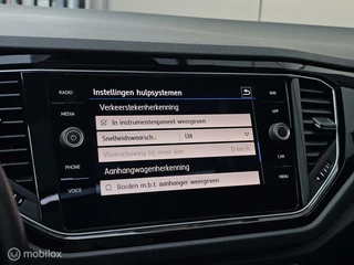 Volkswagen T-Roc Volkswagen T-Roc 2.0 TSI 4Motion R Panorama/Akrapovic/Beats - afbeelding nr 39