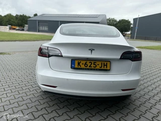 Tesla Model 3 Tesla Model 3 2020 Standard RWD Plus 60 kWh AUTOPILOT MARGE - afbeelding nr 4