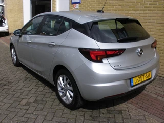 Opel Astra - afbeelding nr 2