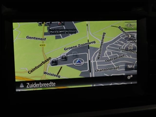 Toyota Auris Toyota Auris 1.8 Hybrid Lease | Panoramadak | Camera |  Stoelverwarming | Navigatie | Climate control | Cruise control - afbeelding nr 18