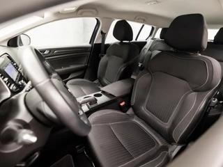 Renault Mégane Estate Renault Mégane Estate 1.2 TCe Sport (APPLE CARPLAY, NAVIGATIE, VIRTUAL COCKPIT, CLIMATE, CRUISE, SPORTSTOELEN, ELEK PAKKET, NIEUWE APK, NIEUWSTAAT) - afbeelding nr 13