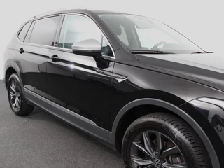 Volkswagen Tiguan Allspace Volkswagen Tiguan Allspace 1.5 TSI DSG7 MOVE DEMO 7-Persoons Trekhaak Navigatie Apple Carplay/Android Auto Camera Parkeersensoren Adaptive Cruise Control  Winterpack Full LED Climate Control - afbeelding nr 34
