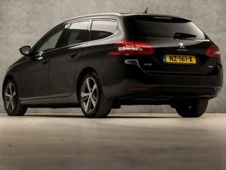 Peugeot 308 Automaat (PANORAMADAK, NAVIGATIE, LED KOPLAMPEN, CLIMATE, SPORTSTOELEN, GETINT GLAS, PARKEERSENSOREN, NIEUWE APK, NIEUWSTAAT) - afbeelding nr 3