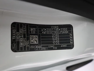 Ford Transit Ford Transit 2.0TDCI 130PK L3H2 | Airco | Cruise | Betimmering | 3-Persoons - afbeelding nr 19