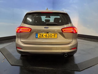Ford Focus Ford Focus Wagon 1.0 EcoBoost Titanium Business Trekhaak, Keyless, Navi, - afbeelding nr 2