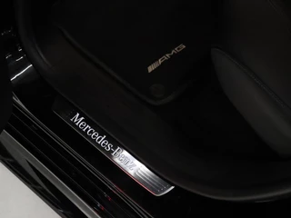 Mercedes-Benz GLE Mercedes-Benz GLE 350 e 4MATIC AMG [APPLE CARPLAY, AIRMATIC, CAMERA + TOP VIEUW, ADAPTIVE CRUISE CONTROL, DIGITAL DASH, SFEERVERLICHTING, STOELVERWARMING, ELEKTRISCHE STOELEN, FLIPPERS, TREKHAAK, NAVIGATIE, NIEUWSTAAT] - afbeelding nr 28