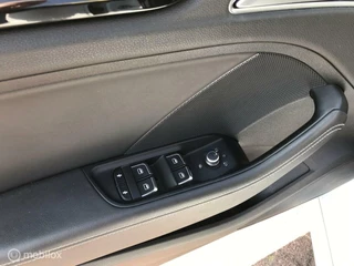 Audi A3 Audi A3 Limousine 2.0 TDI Ambition Pro Line S Veel uitstraling S-Line binnen en buiten Goed onderhouden Dist - afbeelding nr 20