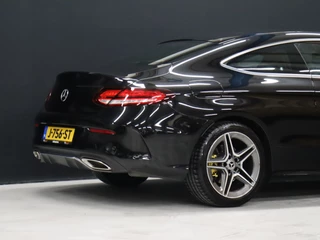 Mercedes-Benz C-Klasse Mercedes-Benz C-Klasse Coupé 200 AMG [SFEERVERLICHTING, APPLE CARPLAY, ANDROID, CAMERA, VOL LEDER, CRUISE, STOELEN ELEKTRISCH, FLIPPERS, NIEUWSTAAT] - afbeelding nr 21