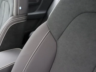 Volvo C40 Volvo C40 EXTENDED RANGE (SINGLE) PLUS CLIMATE PACK CAMERA ACC BLIS - afbeelding nr 12