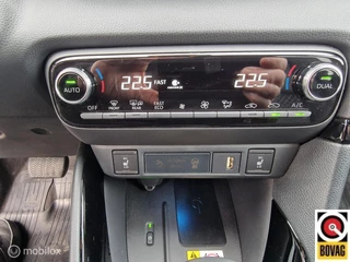 Toyota Yaris Toyota Yaris 1.5 Hybrid 115 Business pas beurt gehad Automaat Stoel-Stuurverwarming Keyless model 2024 - afbeelding nr 16