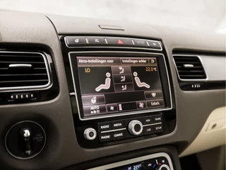 Volkswagen Touareg Volkswagen Touareg 3.0 TDI Sport 263Pk Automaat (PANORAMADAK, NAVIGATIE, LUCHTVERING, DYNAUDIO, STUUR/STOELVERWARMING, LEDEREN SPORTSTOELEN, TREKHAAK, ADAPTIVE CRUISE, XENON, CAMERA, NIEUWE APK, NIEUWSTAAT) - afbeelding nr 29