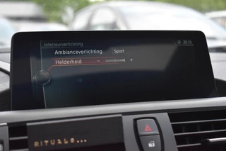 BMW 1 Serie BMW 1-serie M140i xDrive High Executive Pano Camera H/K Leder Elekstoel - afbeelding nr 25