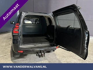 Toyota Land Cruiser Cruisecontrol, Parkeersensoren, Stoelverwarming, Verwarmde voorruit - afbeelding nr 3