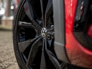 Volkswagen Taigo Volkswagen Taigo 1.5TSi DSG R-Line Black Style | Matrix LED | Pano schuifdak | Keyless entry & start | Camera | Sperdiff. | TravelAssistPack | Adaptive Cruise Control | Drive Mode select | Trekhaak afn.kogel | Nw.pr. € 45.768,- - afbeelding nr 22