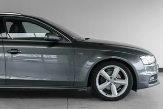 Audi A4 Audi A4 Avant 2.0 TDI quattro Sport Edition S-line Panorama - afbeelding nr 36