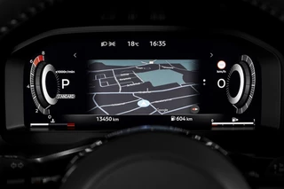 Nissan QASHQAI Nissan QASHQAI 1.3 MHEV Xtronic 160 PK N-Design - Automaat (Nieuw model) | Pano | Dig. Cockpit | Adapt. Cruise | PDC | 360 Camera | NAV +App. Connect | ECC | LM 20