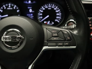 Nissan QASHQAI Nissan QASHQAI 1.2 N-Connecta [PANORAMADAK, CAMERA V+A, KEYLESS ENTRY, CRUISE, CLIMATE, NIEUWSTAAT] - afbeelding nr 15