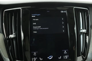 Volvo V60 Volvo V60 2.0 T4 Inscription | Trekhaak | Harman/Kardon | Stoel & stuurverwarming | Leder | Standkachel | Camera | Carplay | Full LED | Navigatie | Memory - afbeelding nr 21