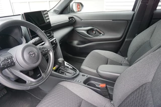 Toyota Yaris Cross Toyota Yaris Cross 1.5 Hybrid 115 Business Plus |Navi|Carplay|PDC V+A|Dodehoek|Camera|Stoel en stuurverwarming| - afbeelding nr 24