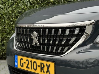 Peugeot 3008 Peugeot 3008 1.2 PureTech Blue Lease Executive, NL AUTO, LOGISCH NAP, RIEM VERVANGEN, TREKHAAK, CRUISE CONTROL, ECC-AIRCO, NAVI, LED, PDC, LICHTMETAAL 17