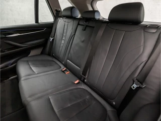 BMW X5 BMW X5 xDrive40e High Executive 313Pk Automaat (GROOT NAVI, HEAD-UP DISPLAY, 360 CAMERA, SFEERVERLICHTING, LEDER, TREKHAAK, SPORTSTOELEN, GETINT GLAS, ELEK ACHTERKLEP, NIEUWE APK, NIEUWSTAAT) - afbeelding nr 16