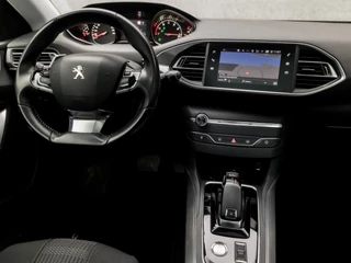 Peugeot 308 Automaat (PANORAMADAK, APPLE CARPLAY, GROOT NAVI, MASSAGE, STOELVERWARMING, LEDER, 360 CAMERA, SPORTSTOELEN, LANE ASSIST, KEYLESS, DAB+, NIEUWE APK, NIEUWSTAAT) - afbeelding nr 7