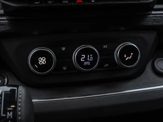 Renault Trafic | BPM VRIJ! | DUBBELE SCHUIFDEUR | CRUISE | STOELVERWARMING | CAMERA | AIRCO | - afbeelding nr 13