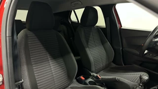 Peugeot 2008 Peugeot 2008 1.2 PureTech Blue Lease Active NAVI CRUISE CARPLAY - afbeelding nr 13