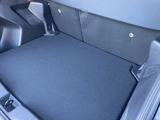 Toyota Yaris Cross Toyota Yaris Cross 1.5 Hybrid 115 Active | Apple CarPlay Android Auto | DAB | Achte - afbeelding nr 20