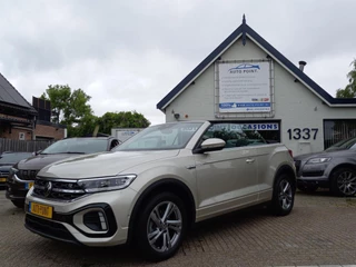 Volkswagen T-Roc Volkswagen T-Roc Cabrio 1.5 TSI R-LINE 17850KM!/NAVI/LANE/IQ-LIGHT - afbeelding nr 1