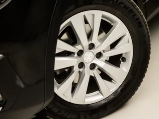 Peugeot 5008 (APPLE CARPLAY, GROOT NAVI, TREKHAAK, LEDEREN SPORTSTOELEN, 360 CAMERA, ADAPTIVE CRUISE, GETINT GLAS, PARKEERSENSOREN, NIEUWE APK, NIEUWSTAAT) - afbeelding nr 17
