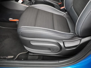 Kia Rio - Navigatie - Camera - 17 inch LM velgen - Half leder/stof - Stoel- en stuurverwarming - Fabrieksgarantie tot 09-2027 - afbeelding nr 20