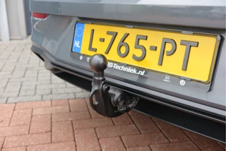 Volkswagen Golf Volkswagen Golf 1.5 TSI 96kw 130pk Style , Panorama dak , Led, Virtual cockpit ,Trekhaak uitklapbaar, PDC, Navigatie via Carplay , DAB+ , Stoelverwarming,Alcantara bekleding, etc. - afbeelding nr 68