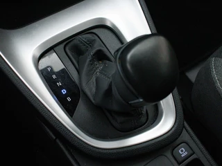 Toyota Yaris Cross Toyota Yaris Cross 1.5 Hybrid Comfort | Navigatie | Stoelverwarming | Camera - afbeelding nr 35