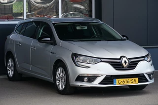 Renault Mégane Estate Renault Megane Estate 1.3 TCe Limited, aut. keyless, CarPlay - afbeelding nr 24