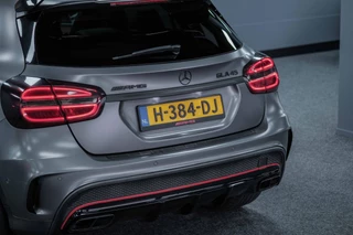 Mercedes-Benz GLA Mercedes-Benz GLA-klasse AMG 45 4MATIC | Schaalstoelen - afbeelding nr 17