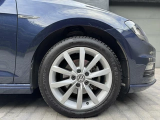 Volkswagen Golf Volkswagen Golf Variant 1.4 TSI R-line 150pk | Navigatiesysteem | Osram LED verlichting | Trekhaak uitklapbaar | Keyless entry | Stoelverwarming | Cruise control | R-stuur | Parkeersensoren voor en achter | Achteruitrijcamera - afbeelding nr 36